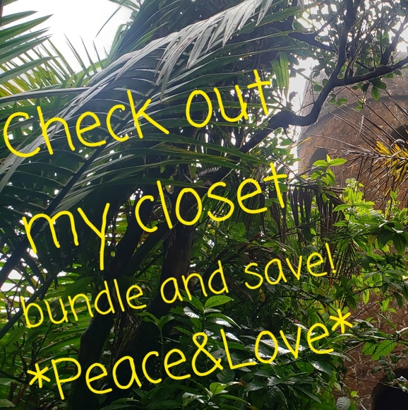 Halter jumper from Tillys Womens size Medium New with tags - Picture 10 of 10